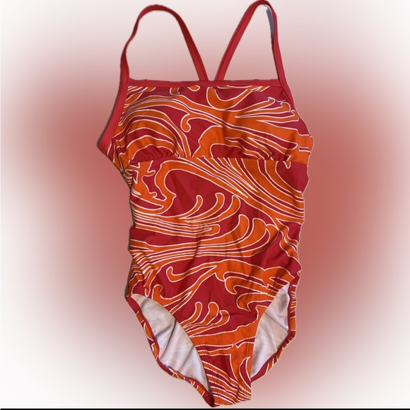 🆕Sz 8/Med RACERBACK NIKE Swimsuit Abstract Orange/White/Red—Removable Padding - Picture 15 of 16